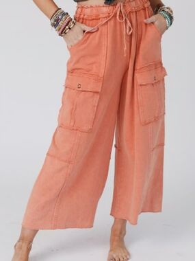 Three Bird Nest Wide Leg Cargo Pants - Coral, SZ XL, EUC